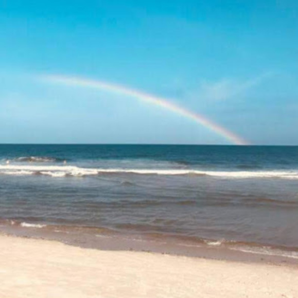 Meet your Posher, Gail - Picture 1 of 1